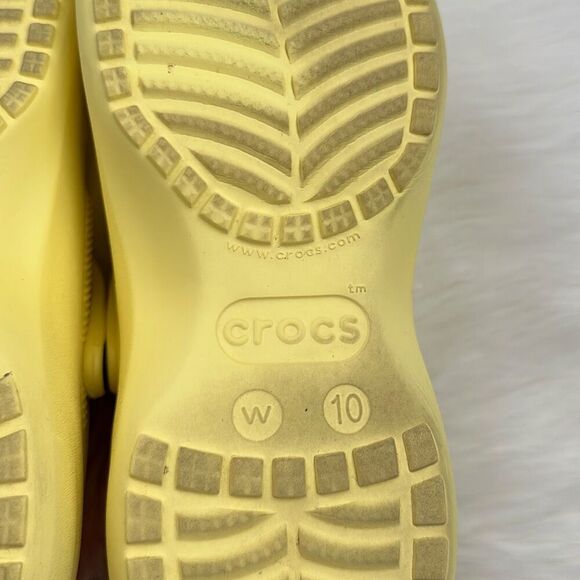 Crocs Classic Platform Clog Banana Yellow Women's Size 10 - Picture 8 of 9